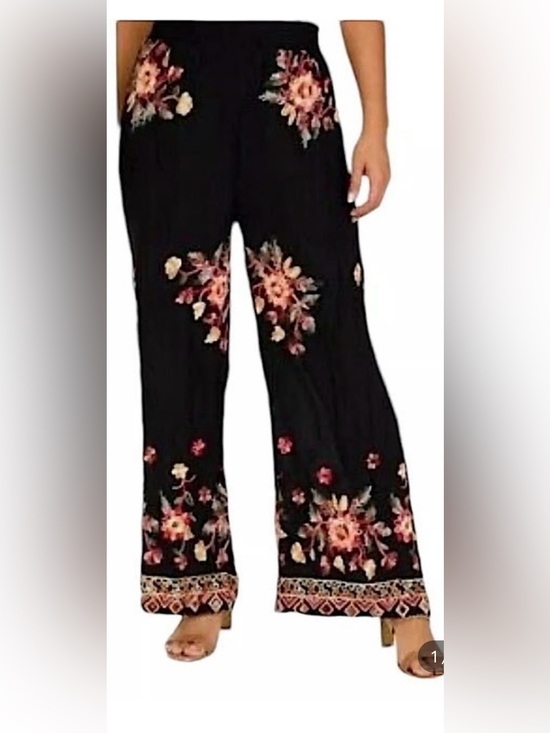 Pants - Liv Los Angeles Black Floral Embroidered Wide Lag Pants Size S